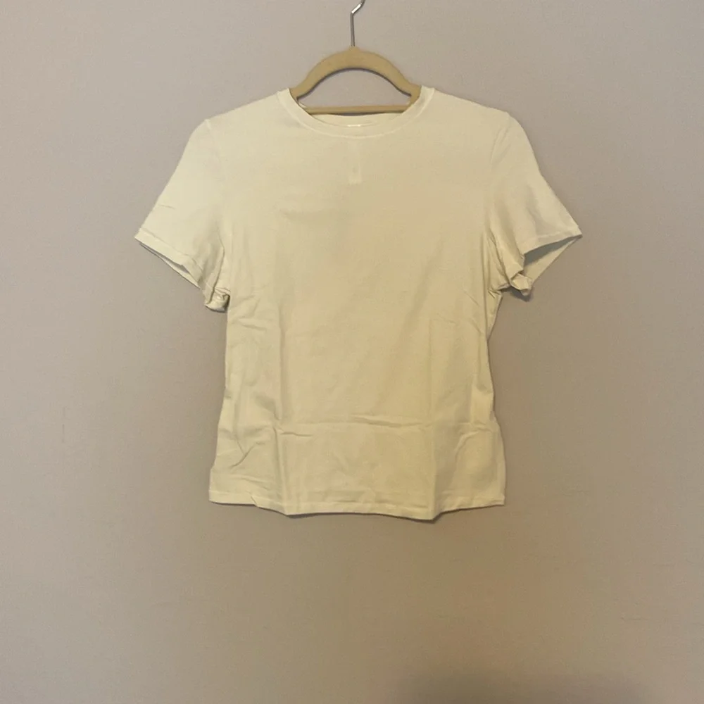 Skims Bone Fitted Short Sleeve Jersey T-Shirt - Picture 2 of 5